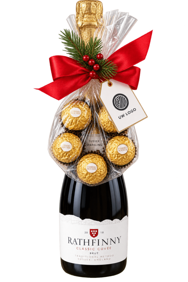 Rathfinny Engelse mousserende wijn met Ferrero Rocher kerstkrans” en “Rathfinny met Ferrero Rocher als luxe zakelijk kerstgeschenk”.